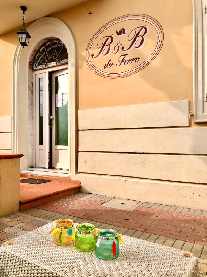 B & B Da Ferro Massarosa Exterior foto