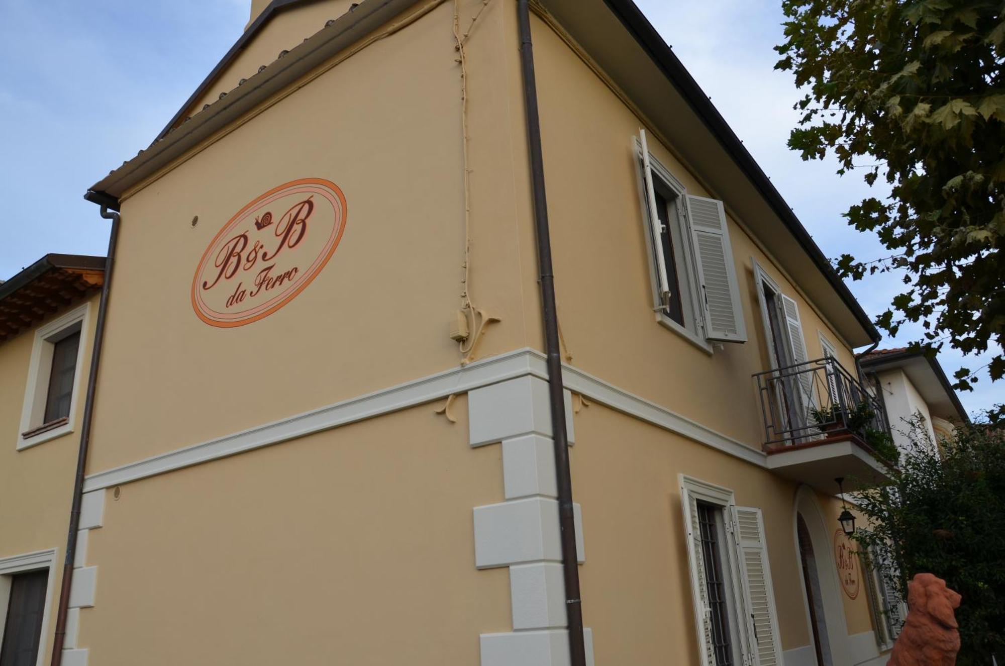 B & B Da Ferro Massarosa Exterior foto