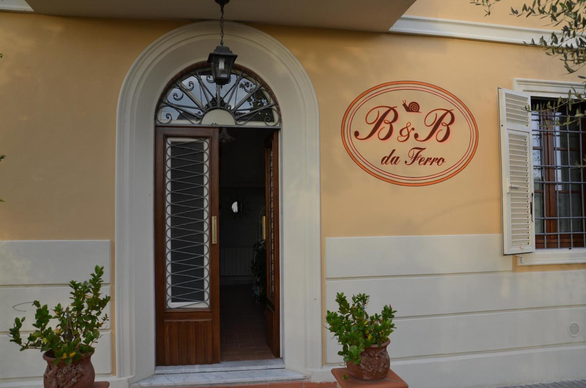 B & B Da Ferro Massarosa Exterior foto