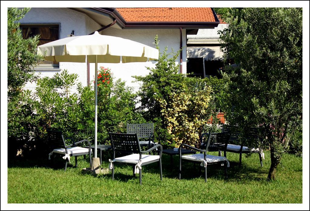 B & B Da Ferro Massarosa Exterior foto